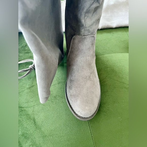 Brand new in box Shoedazzle thigh high boots - Picture 3 of 3